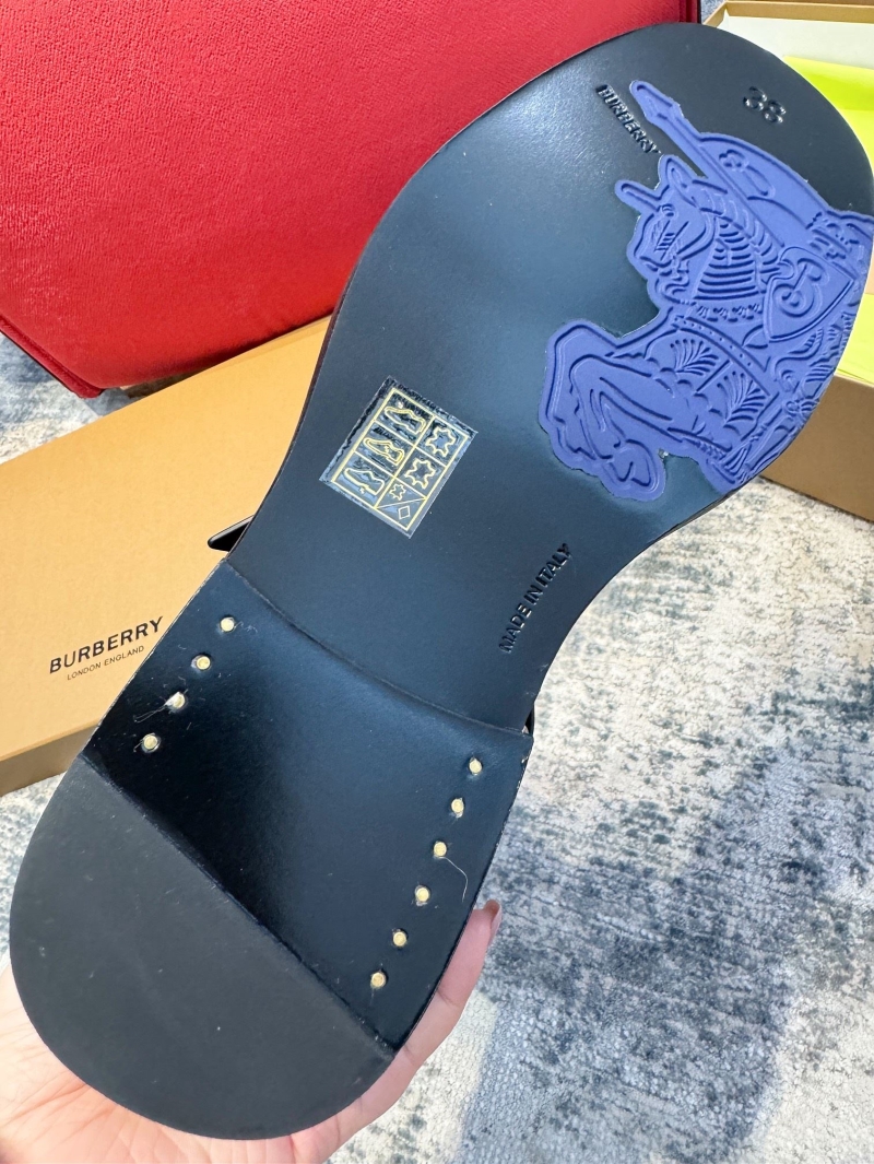 Bv*b*rry boots